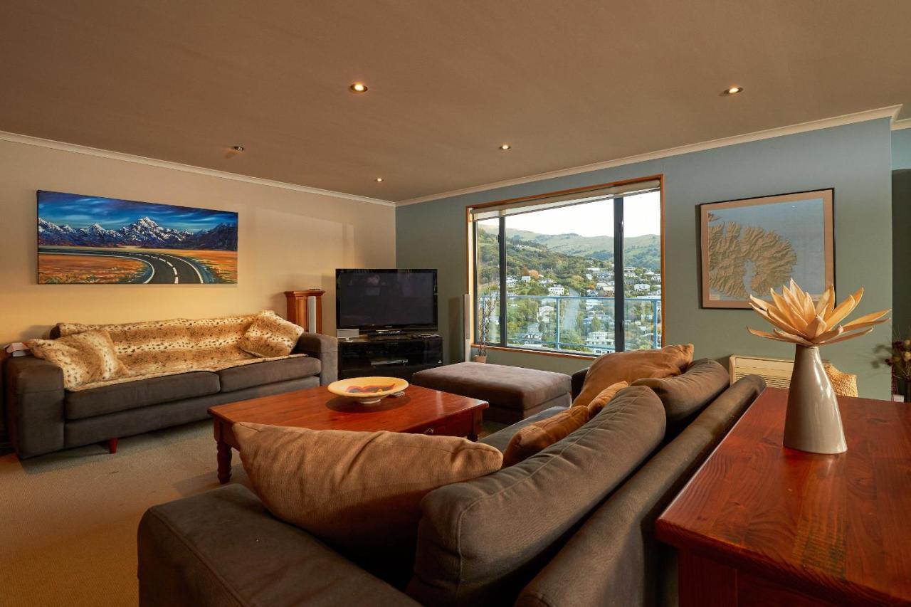 Akaroa Holiday Home Spacious And Quite With Stunning Harbour Views And Close To Town Dış mekan fotoğraf