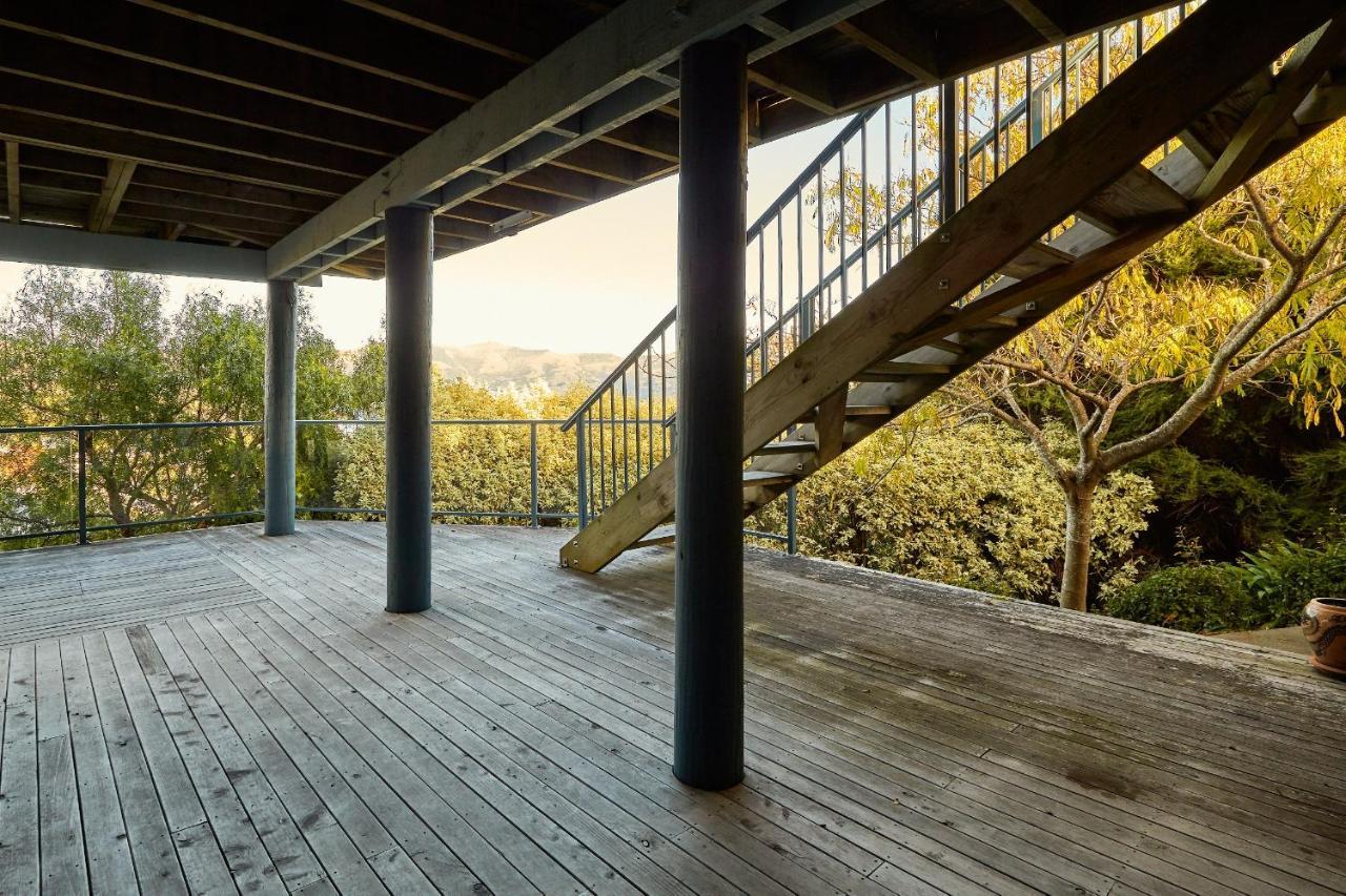 Akaroa Holiday Home Spacious And Quite With Stunning Harbour Views And Close To Town Dış mekan fotoğraf